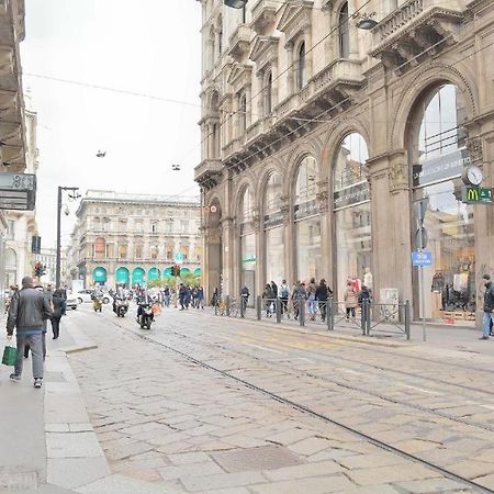 Mansarda In Piazza Duomo Apartment Milan Exterior photo